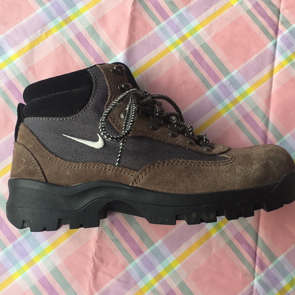 Hiking boots Nike